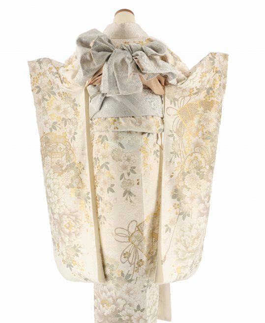 参列振袖[キレイ系]白にグレーとゴールドの花々と御所車[身長166cmまで]No.1096